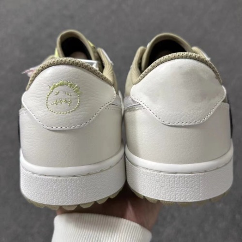 fake travis scott jordan 1 low golf 2