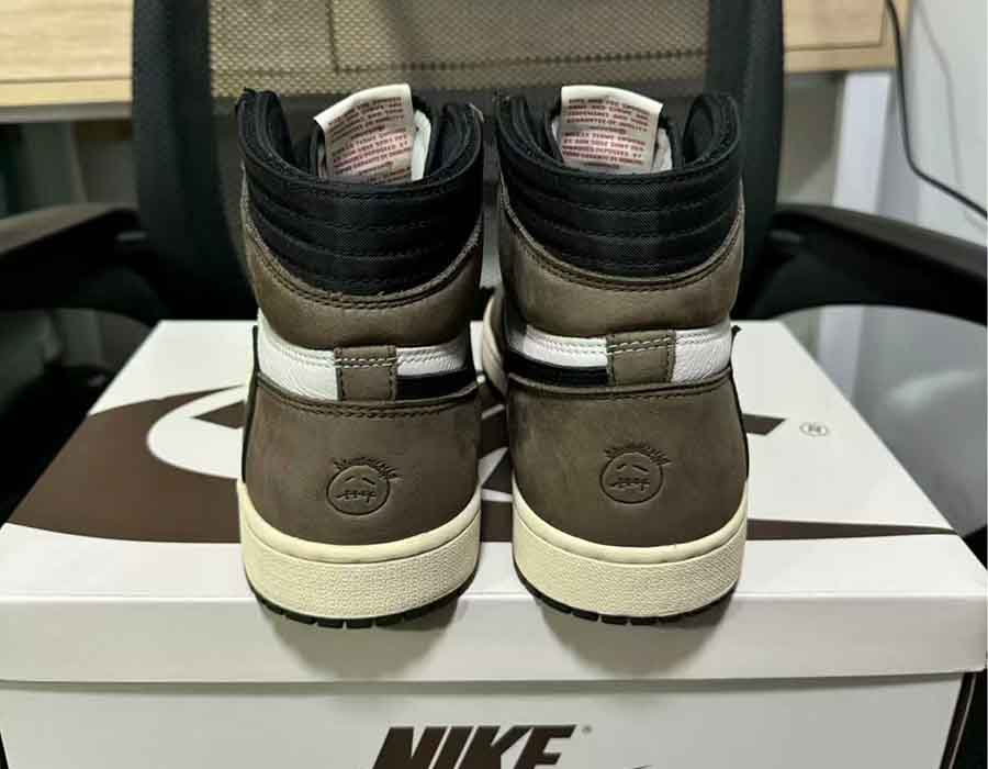 fake travis scott jordan 1 mocha 4