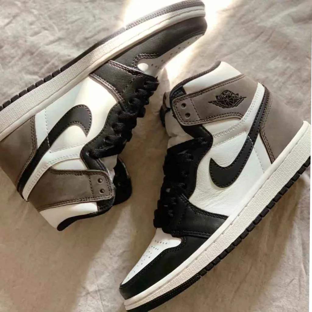 Where to Get Fake Jordan 1 High Dark Mocha