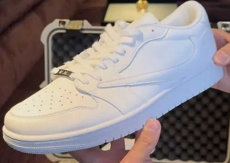 Fake Travis Scott Jordan 1 Low “White Party” Online Custom