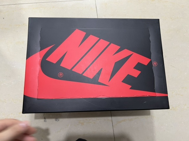 How to Identify Fake Jordan 1 by the Shoe Box?