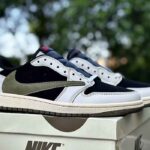 spot fake travis scott jordan 1